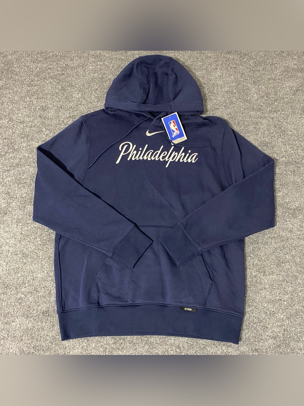 Nike Philadelphia 76ers City Edition Remix Club Hoodie Men’s L NWT